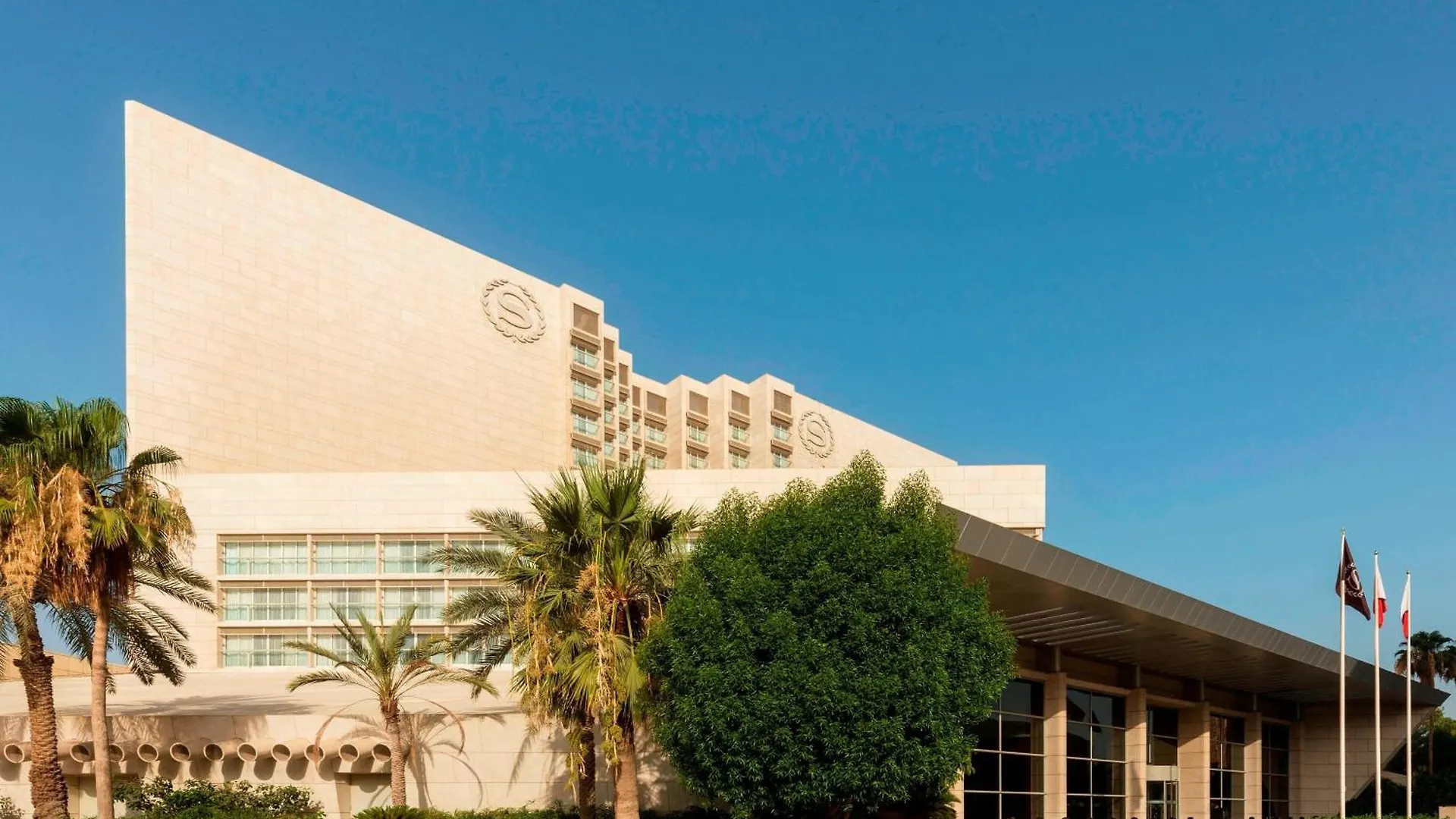 Sheraton Dubai Creek Hotel & Towers 5*,  United Arab Emirates