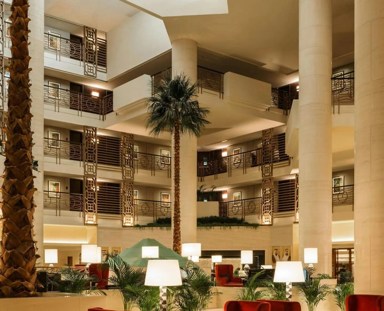 Sheraton Dubai Creek Hotel & Towers